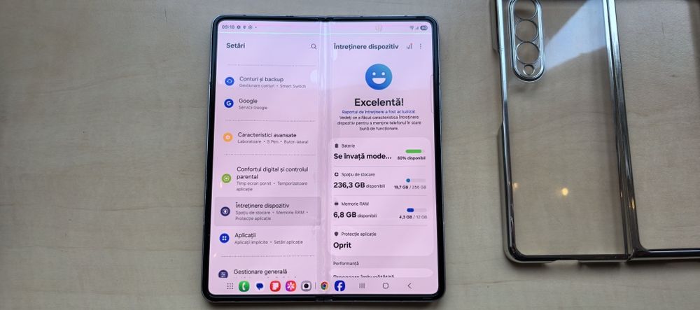 Samsung Galaxy Z Fold 3_256GB_12GB Ram (impecabil) - 2 Linii display