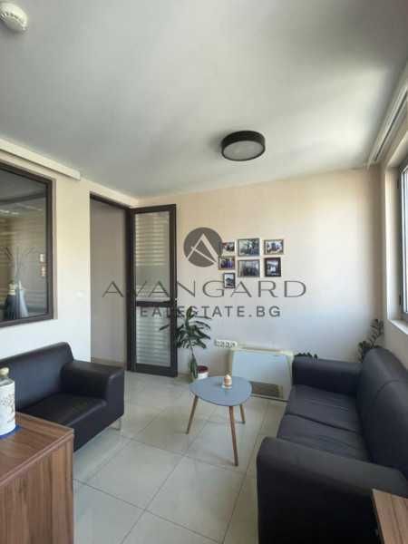 Продава се Офис в Пловдив, Център - 80 кв.м за 2445 €/кв.м - Снимка #5