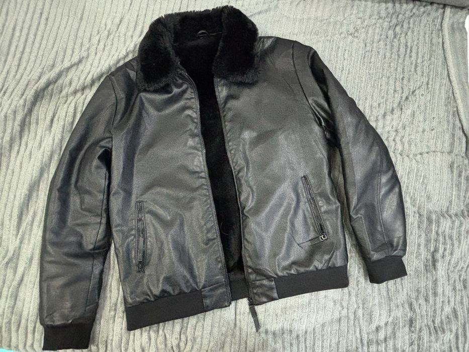 Продам мужскую куртку