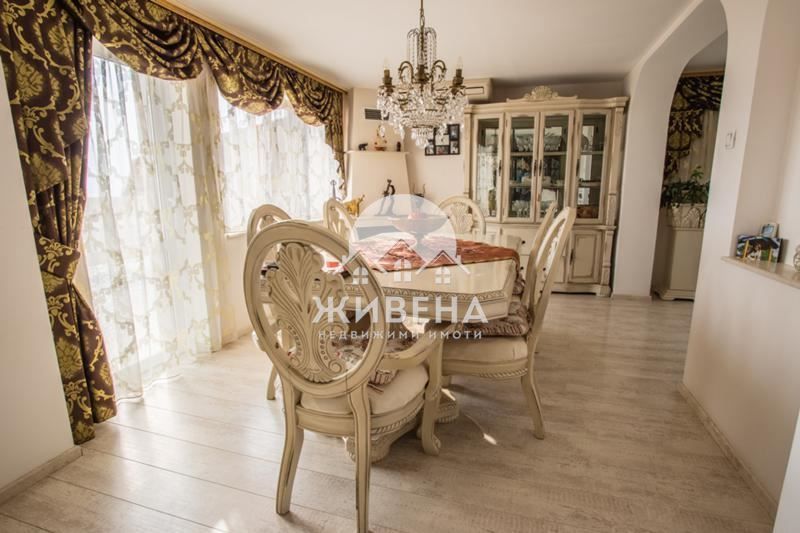 Продава се Къща в Варна, м-т Траката - 500 кв.м за 1700 €/кв.м - Снимка #4