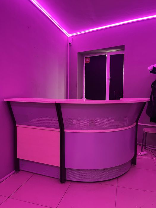 Срочно Продам барную стойку