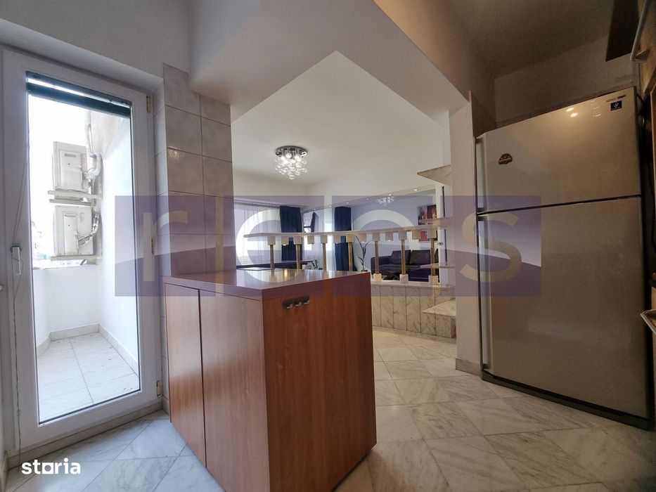 Vanzare- 3 Camere-Penthouse -Unirii