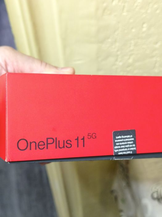 One Plus 11 8+8 ram cu 128