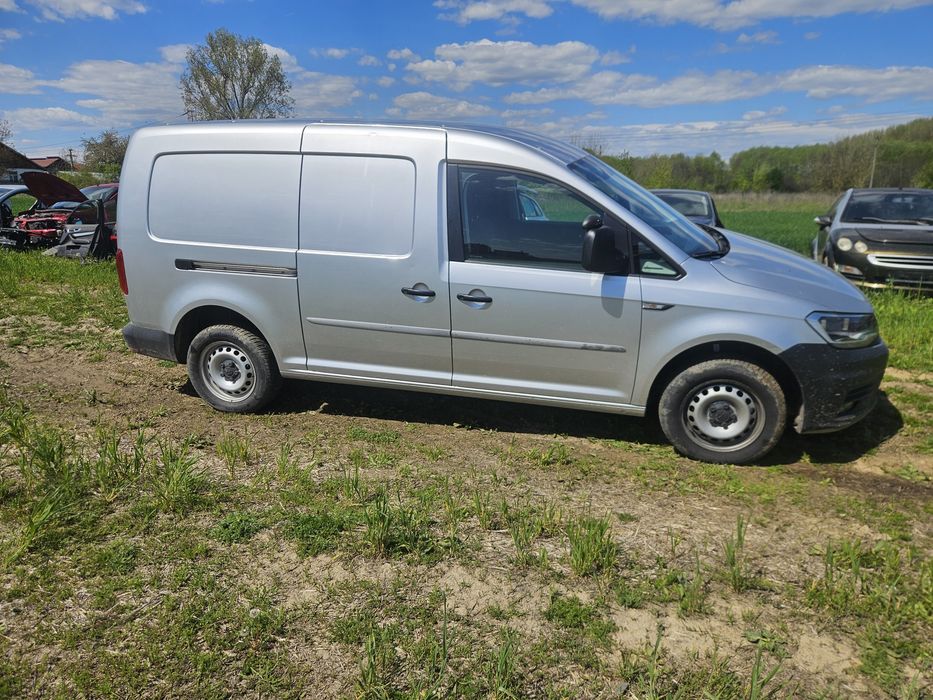 Aripa dreapta fata vw caddy an 2018 LA7W