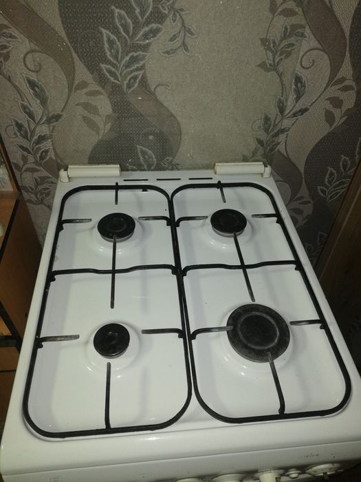 Продам Газ Плиту