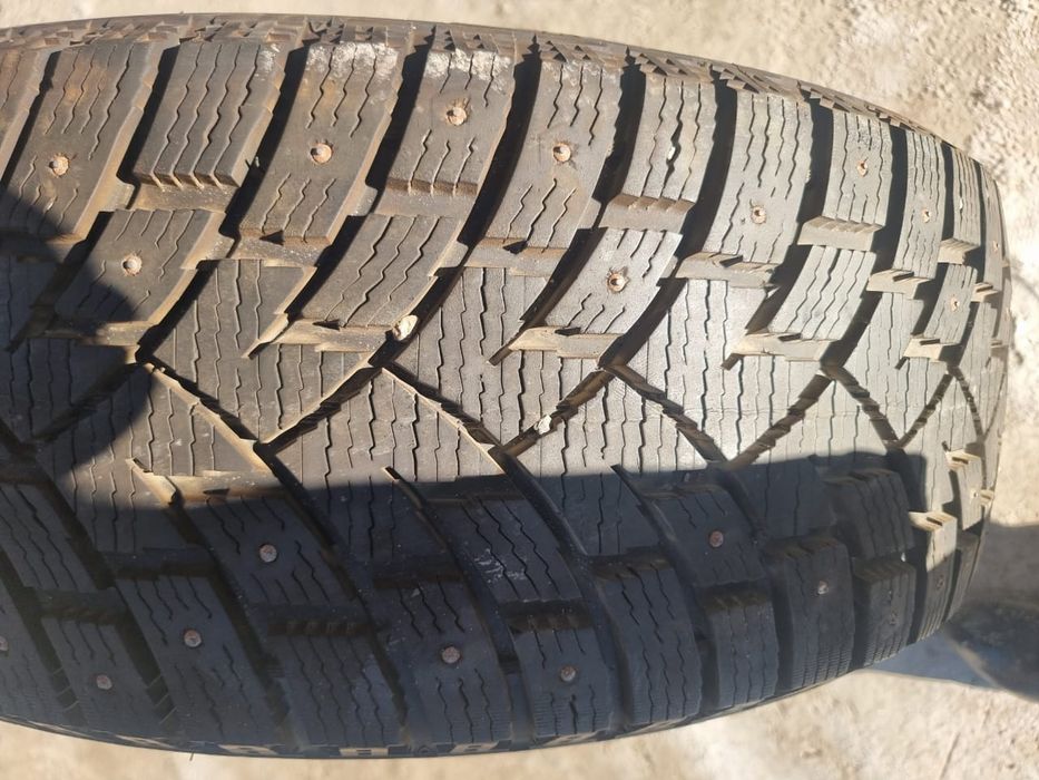 Продам шины зимние