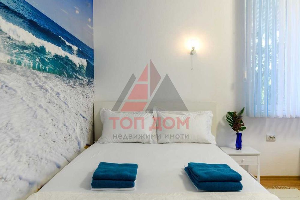 Дава се под наем Двустаен апартамент в Варна, Гръцка махала - 44 кв.м за 561 € - Снимка #2