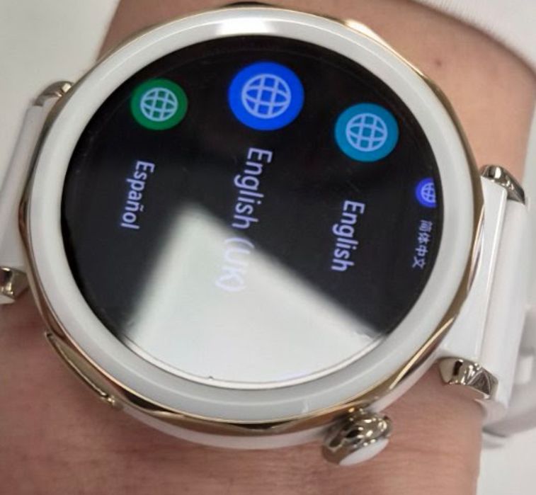 Часовник смарт много запазен