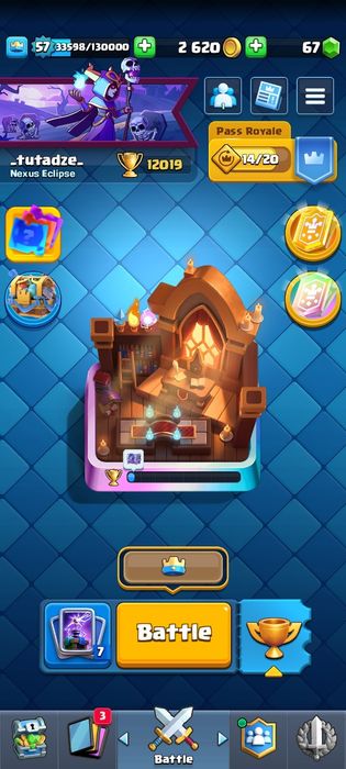 Прокачиваю акаунты в клэш рояле все в опесание