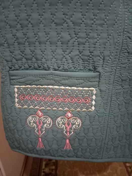 Новая безрукавка на осень весну.