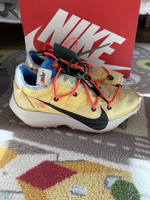 Дамски маратонки Nike