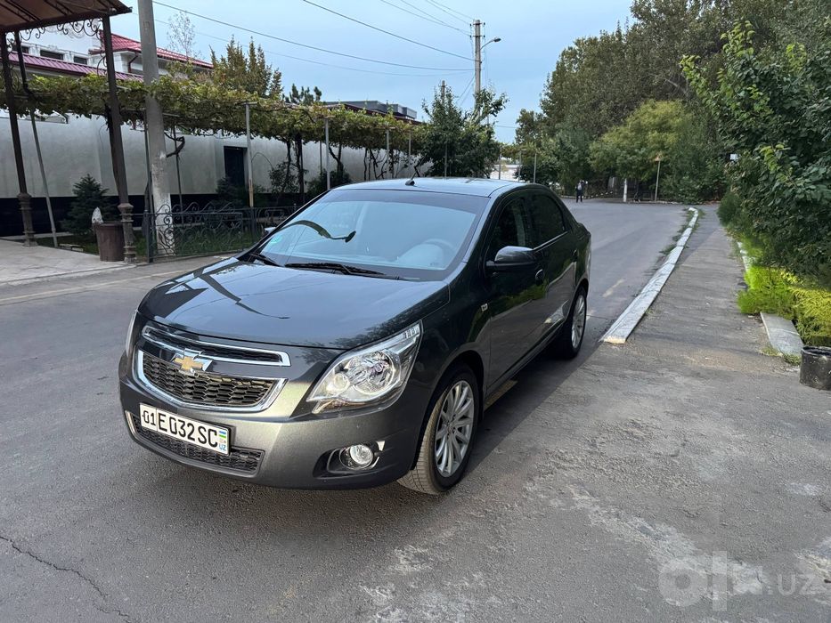 Срочно Кобалт автомат сотилади
