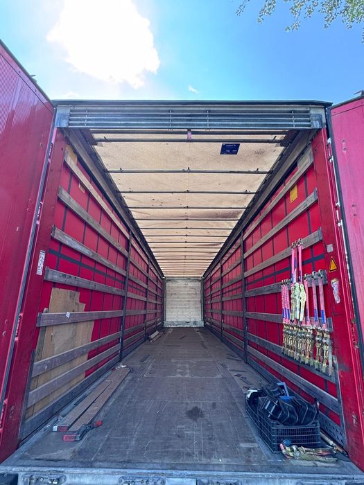Vând semiremorcă prelată Schmitz Cargobull COIL