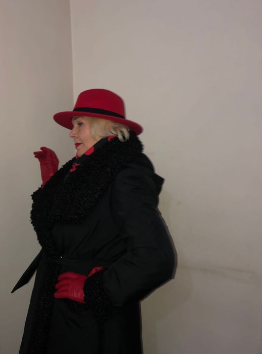 Пальто женское с воротником