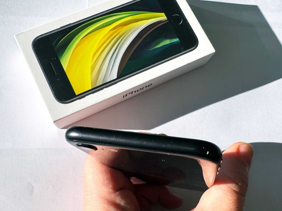 КАТО НОВ iPhone SE 2022 64GB Black