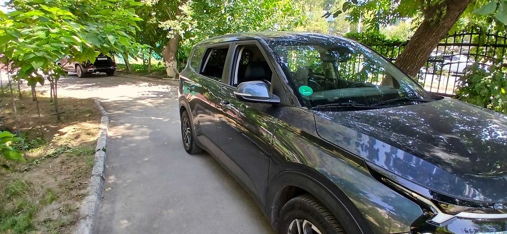 Продам kia carens