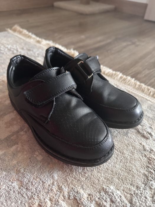 На мальчика обувь нат.кожа, бутсы, туфли,сапоги