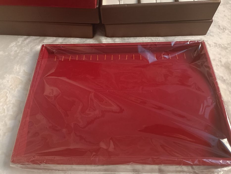 Поддон  с а т а м!!!