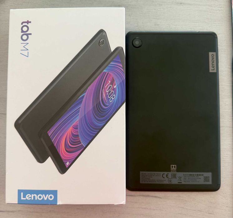 Lenovo tab M7 таблет 1GB + 16GB LTE Onyx Black 7" инча нов.