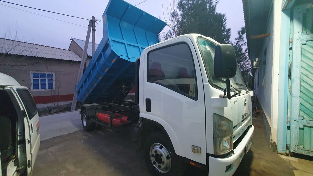 Isuzu samasval 2009йил Идеал холатда Навоида турибдии