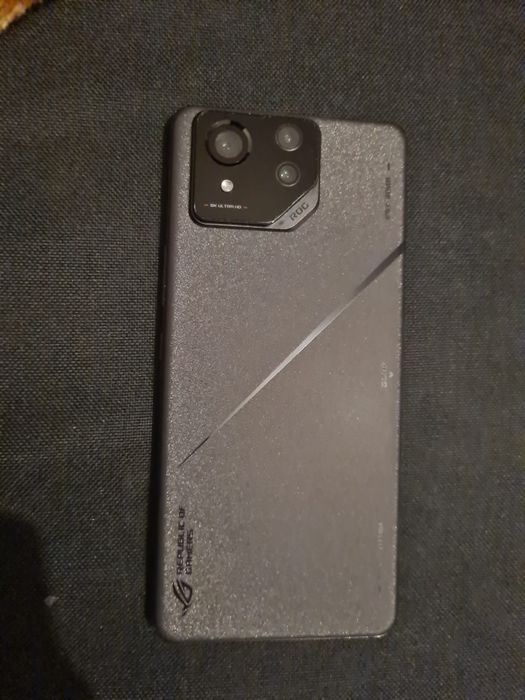 Asus Rog Phone 8 16/512