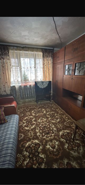 Блюхера 33/1 продам квартиру