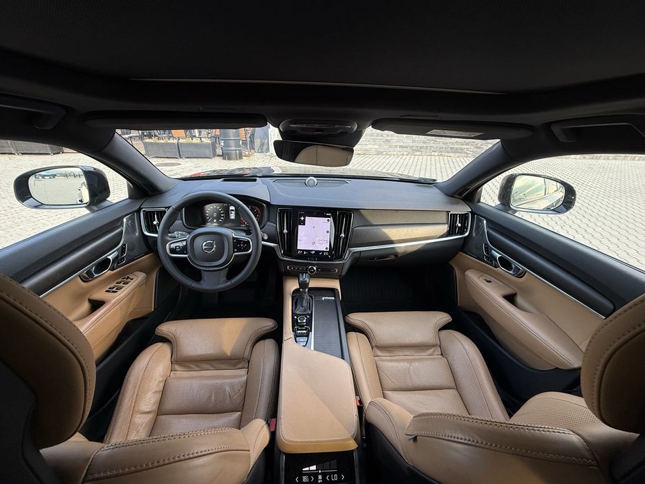 Volvo V90 Cross Country 2.0D