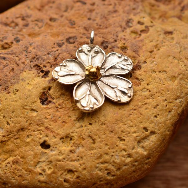 Ръчно изработен сребърен медальон 925 „Черешов цвят“Символ на пролетта