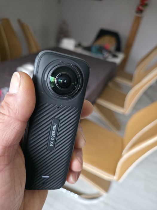 Камера insta 360x4