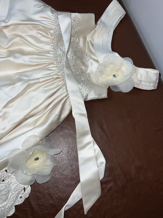 Платье для девочек нарядное