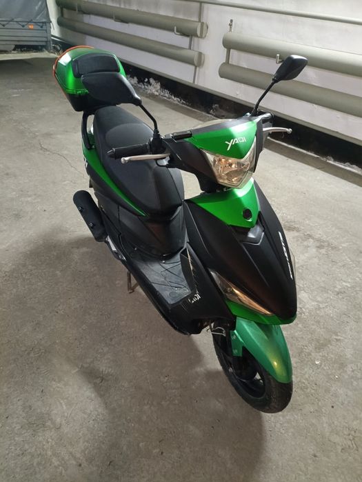 Скутер YAQI - 150