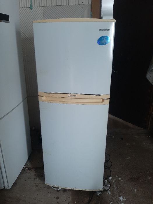 Холодильник рабочий. Доставка