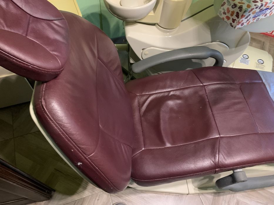 Стоматологичен стол в перфектно състояние