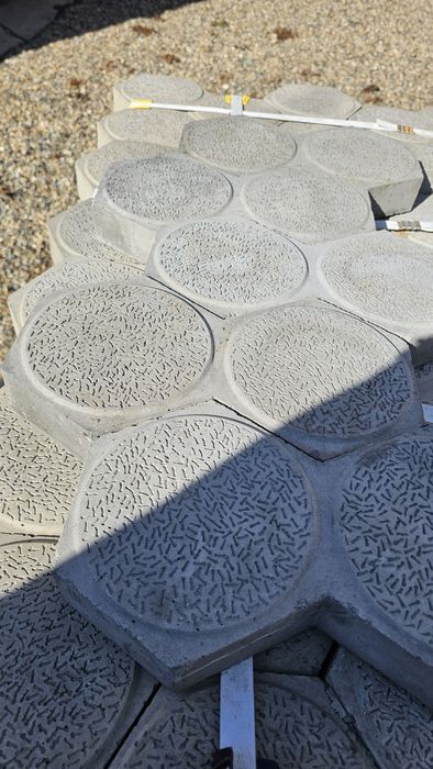 Продам тротуарную плитку