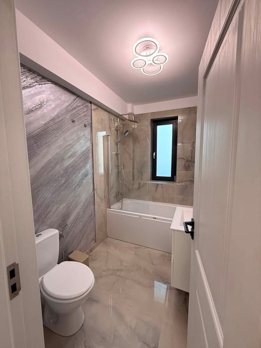 Închiriez apartament