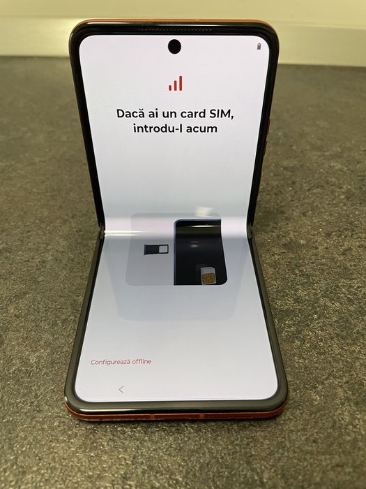 Motorola Razr 50 ca nou