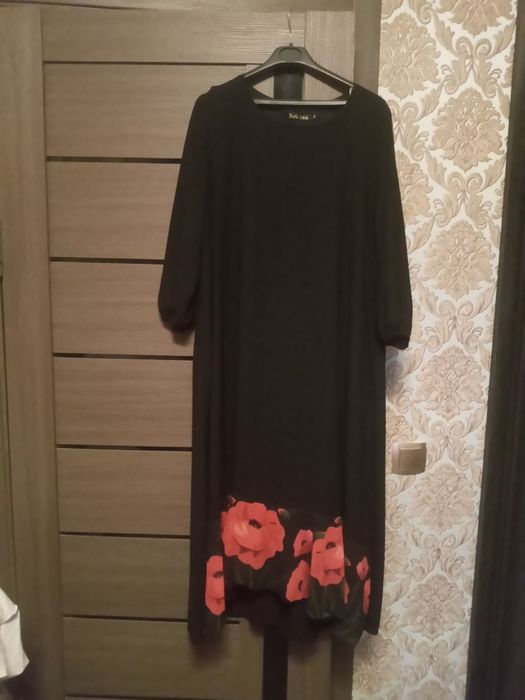 Женская одежда платье 60р 62р