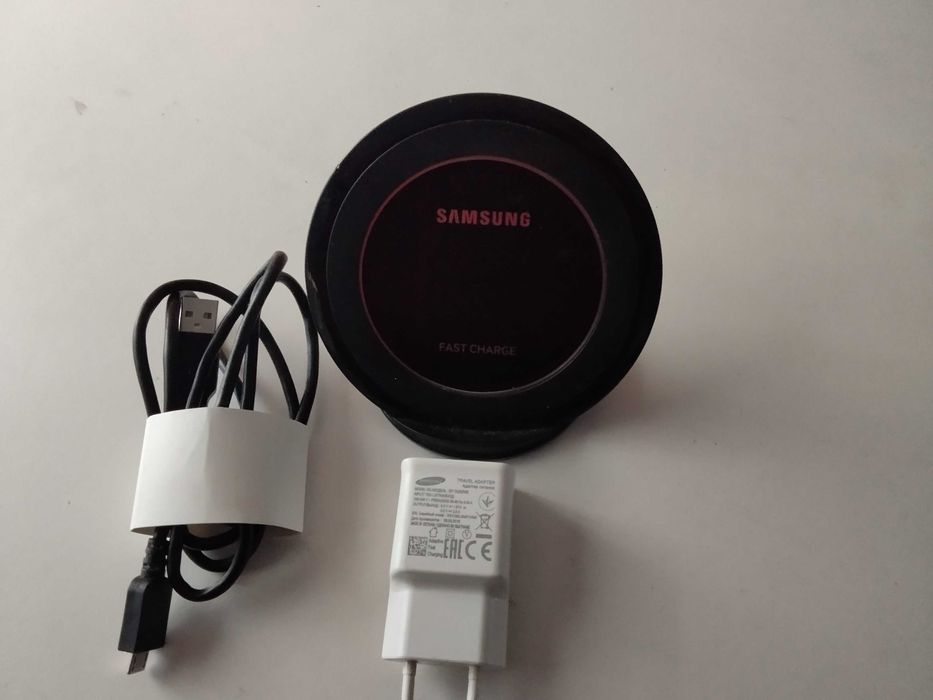 зарядно безжично устройство за Самсунг Галакси s9, s8, s7,s6,s5,s4,s3