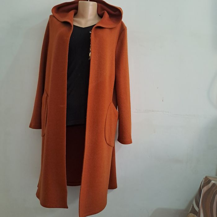 Женский сезоный пальто раз 46-48