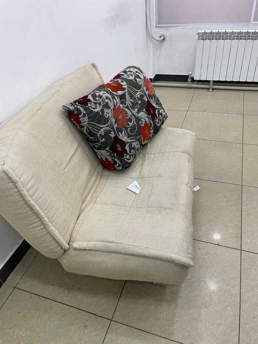 Продается б\у офисная мебель