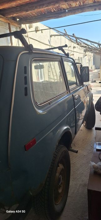 Niva 1990 yil metani bor