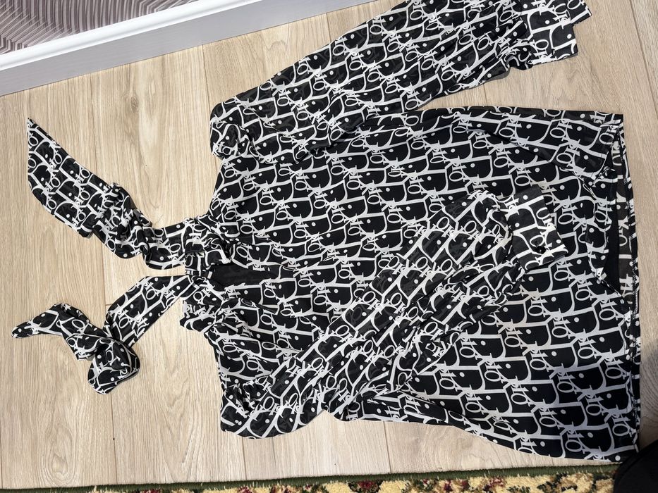 Диор кофтааааааа