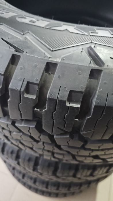 Шины 265/65/17 , состояние новых