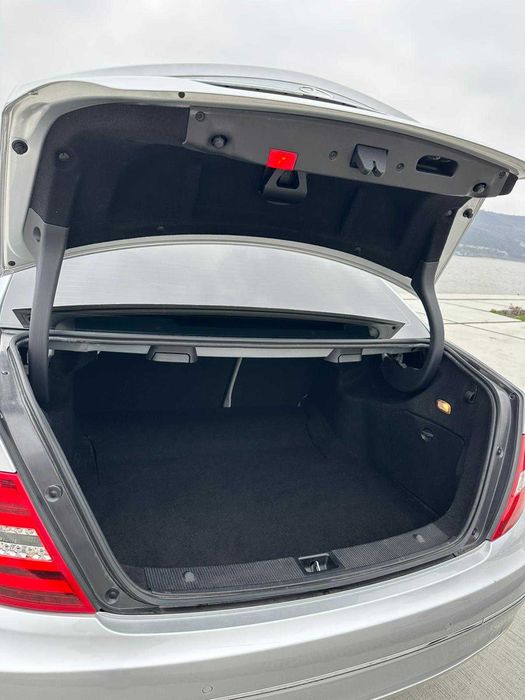 Mercedes C200 CGI Facelift 2012 | 7G-Tronic | Piele | 160.000 km