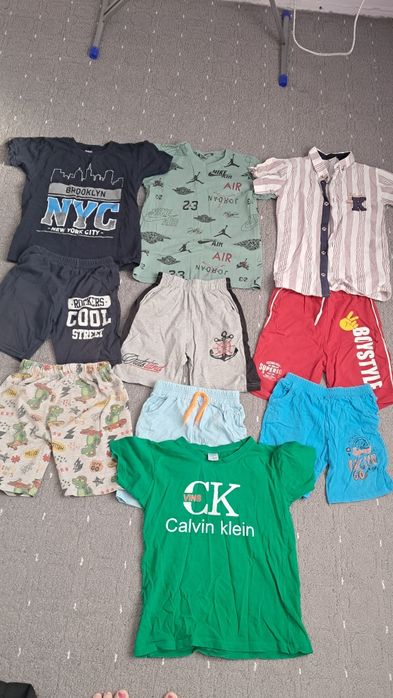 Продам пакет вещей для мальчика