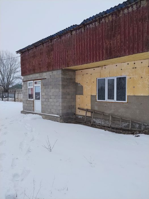 Уй сатылады станция да