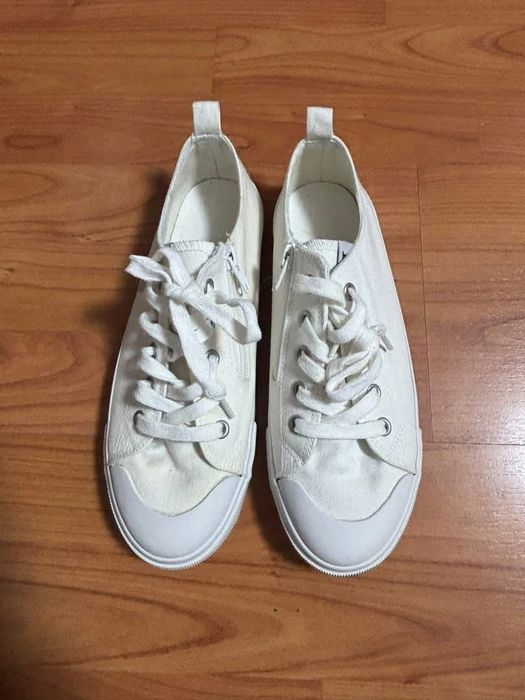 Tenisi albi H&M masura 37
