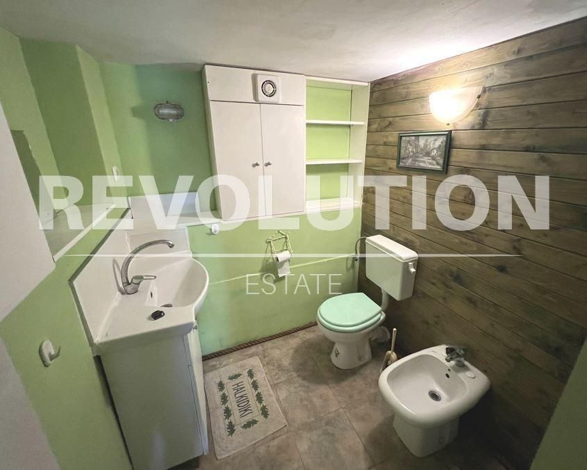 Дава се под наем Тристаен апартамент в Варна, м-т Траката - 75 кв.м за 348.84 € - Снимка #6