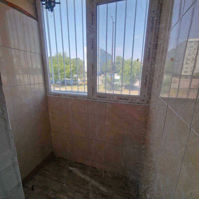 Продава се Тристаен апартамент в Димитровград - 86 кв.м за 653 €/кв.м - Снимка #3