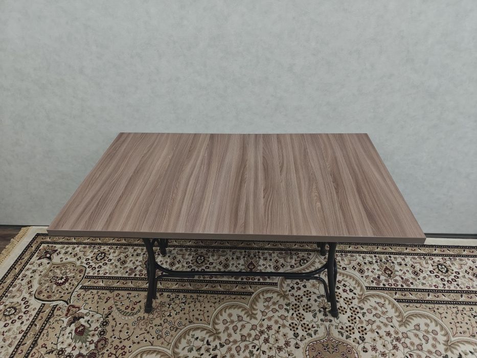 Кухонный стол сатылады